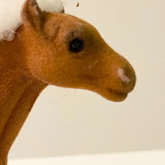 Vintage Flocked Horse Figure 4 Inch Tall Unmarked Toy - Picture 6 of 14